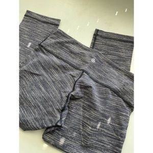 Lululemon crop leggings